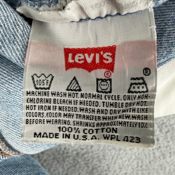 Levi's 501 Jeans Mens 30x34 Blue Straight Leg Button Fly Distressed Light Wash - Picture 5 of 12